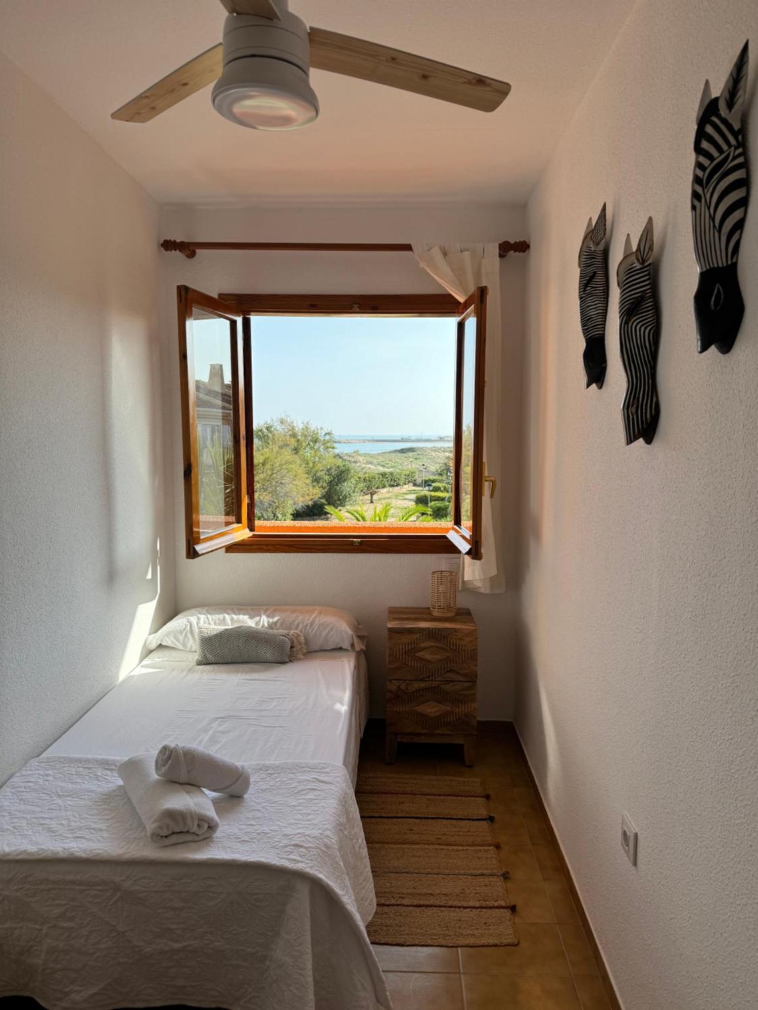 Casa Frente Al Mar Con Vistas Apartment Олива Екстериор снимка